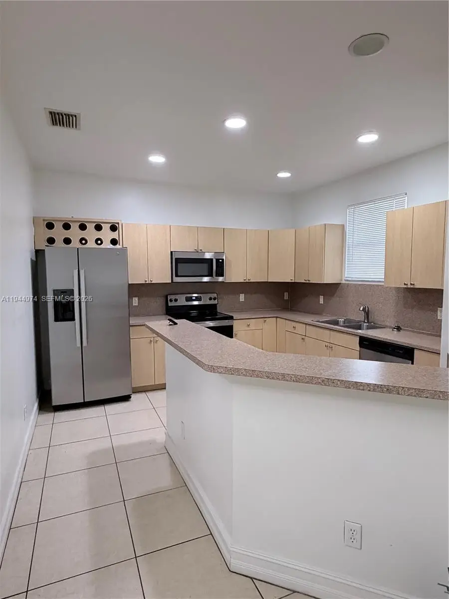 2900 Colin Ave S, Lehigh Acres, FL 33976 - Image #3