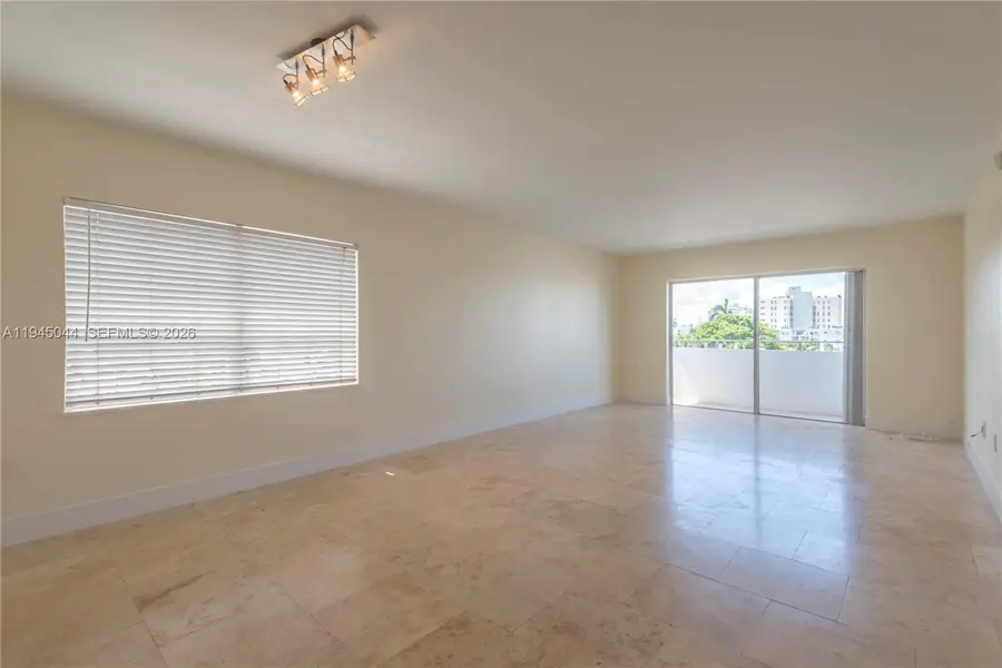1200 14th St #5E, Miami Beach, FL 33139 - Image #2