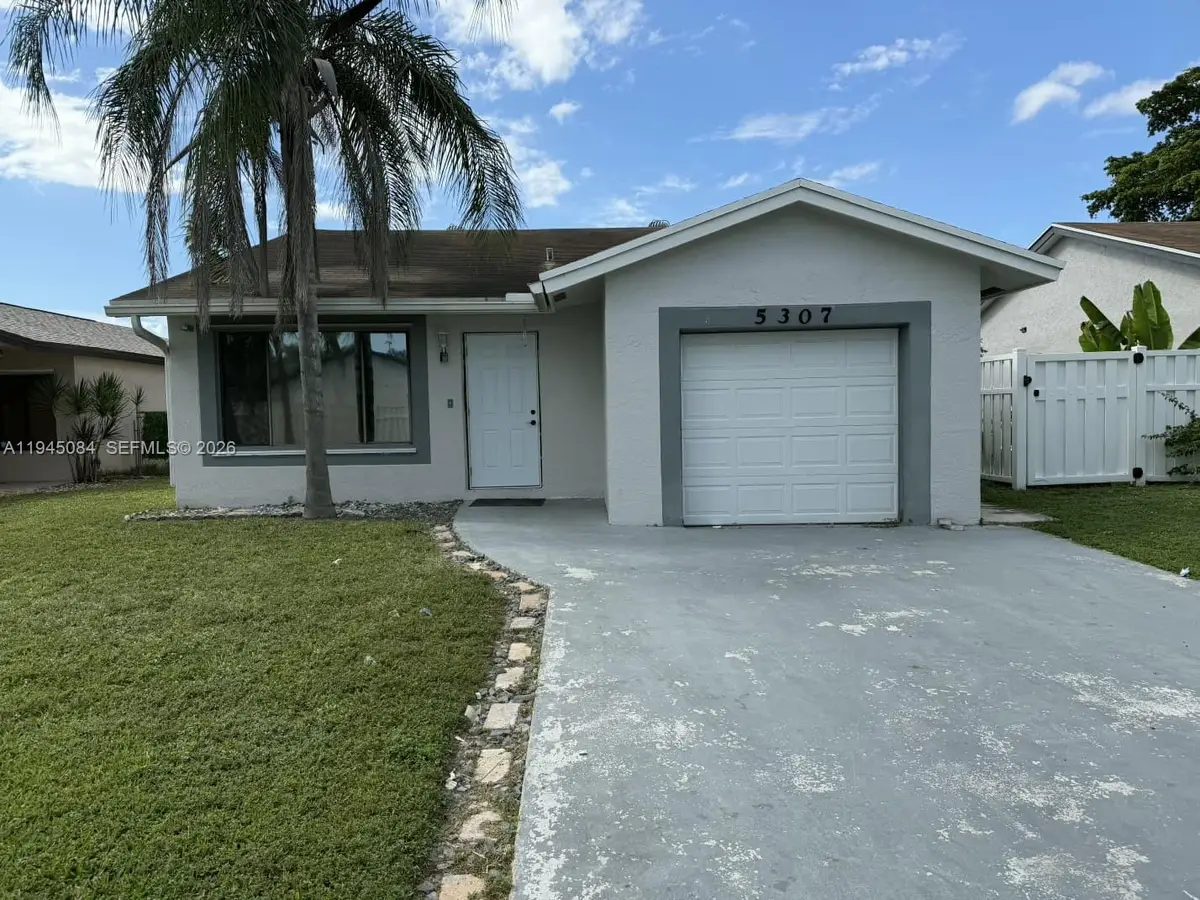 5307 NW 93rd Ave, Sunrise, FL 33351 - #1