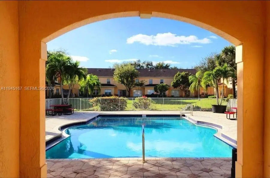 501 Talia Cir, Palm Springs, FL 33461 - Image #2