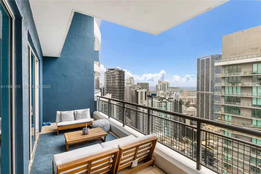 60 SW 13th St #5012, Miami, FL 33130 - Image #2