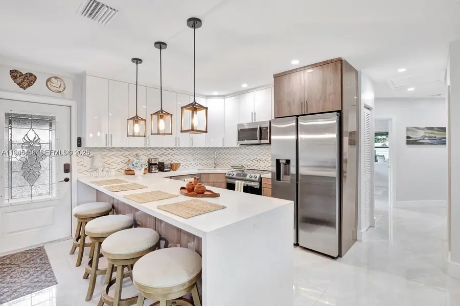 1001 SW 19th St, Fort Lauderdale, FL 33315 - #2