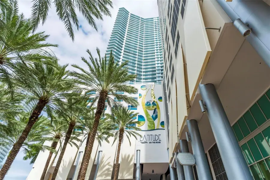 185 SW 7th St #3508, Miami, FL 33130 - Image #2