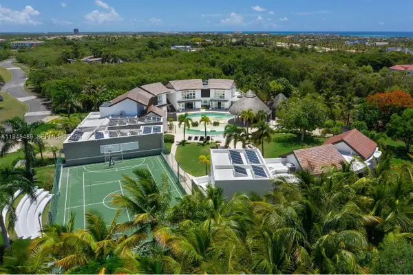 cap cana El Dorado, , FL 