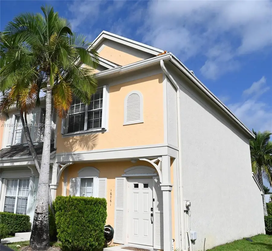 16761 Hemingway Dr, Weston, FL 33326 - Image #2