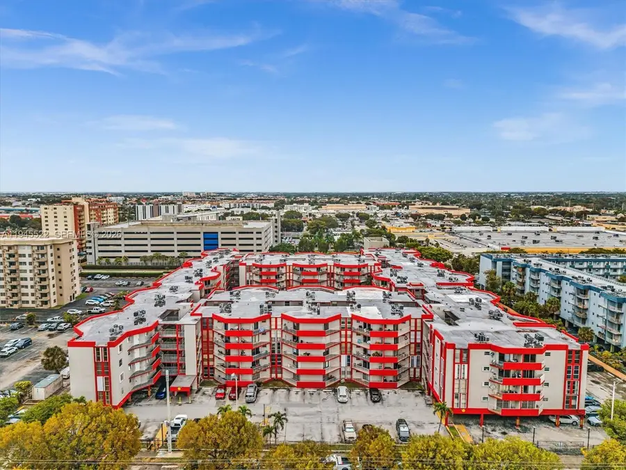 1750 W 46th St #404, Hialeah, FL 33012 - Image #2