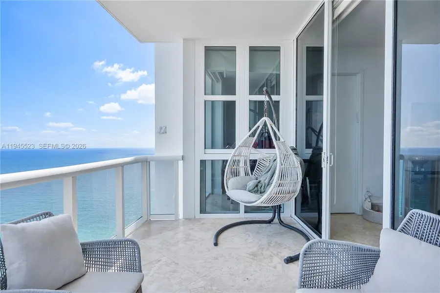 18201 Collins Ave #4404, Sunny Isles Beach, FL 33160 - Image #2