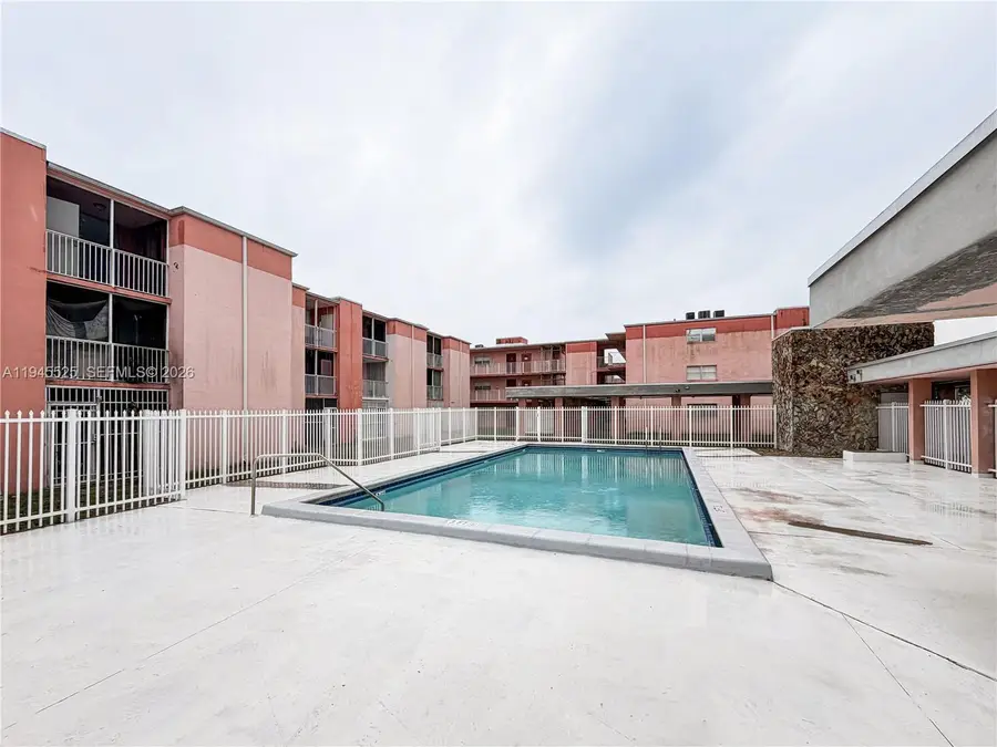 19761 SW 114th Ave #338, Miami, FL 33157 - #2