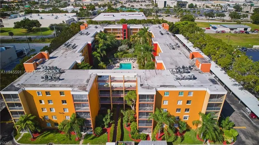 2366 E E Mall Dr #519, Fort Myers, FL 33901 - Image #2