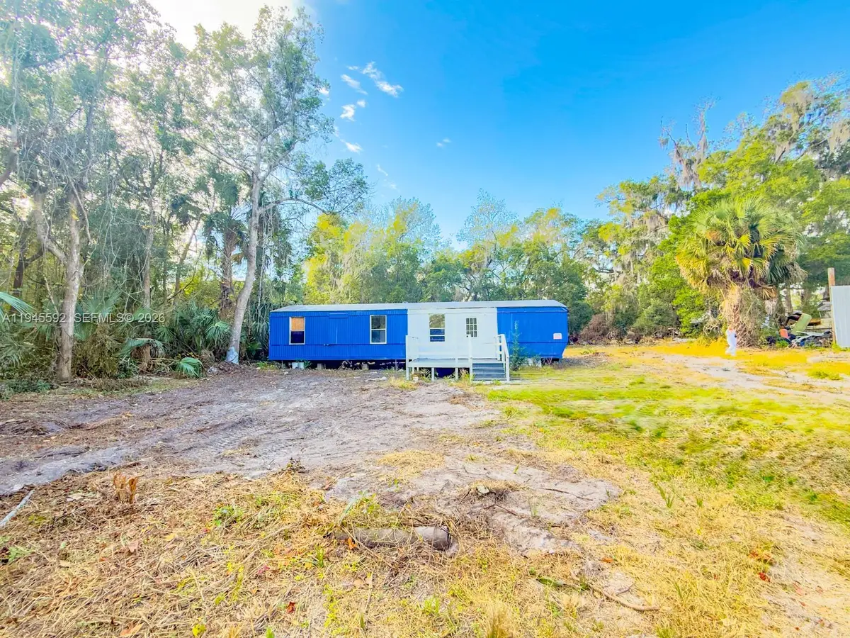 309 Holly Ave, Pomona Park, FL 32181 - #1