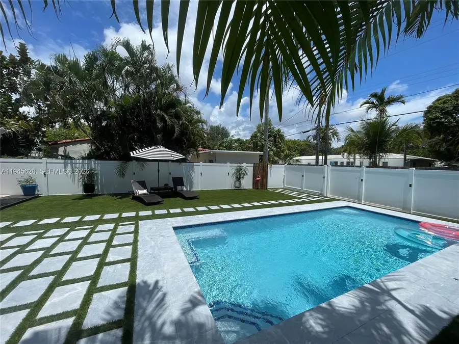 1551 Madison St, Hollywood, FL 33020 - Image #2