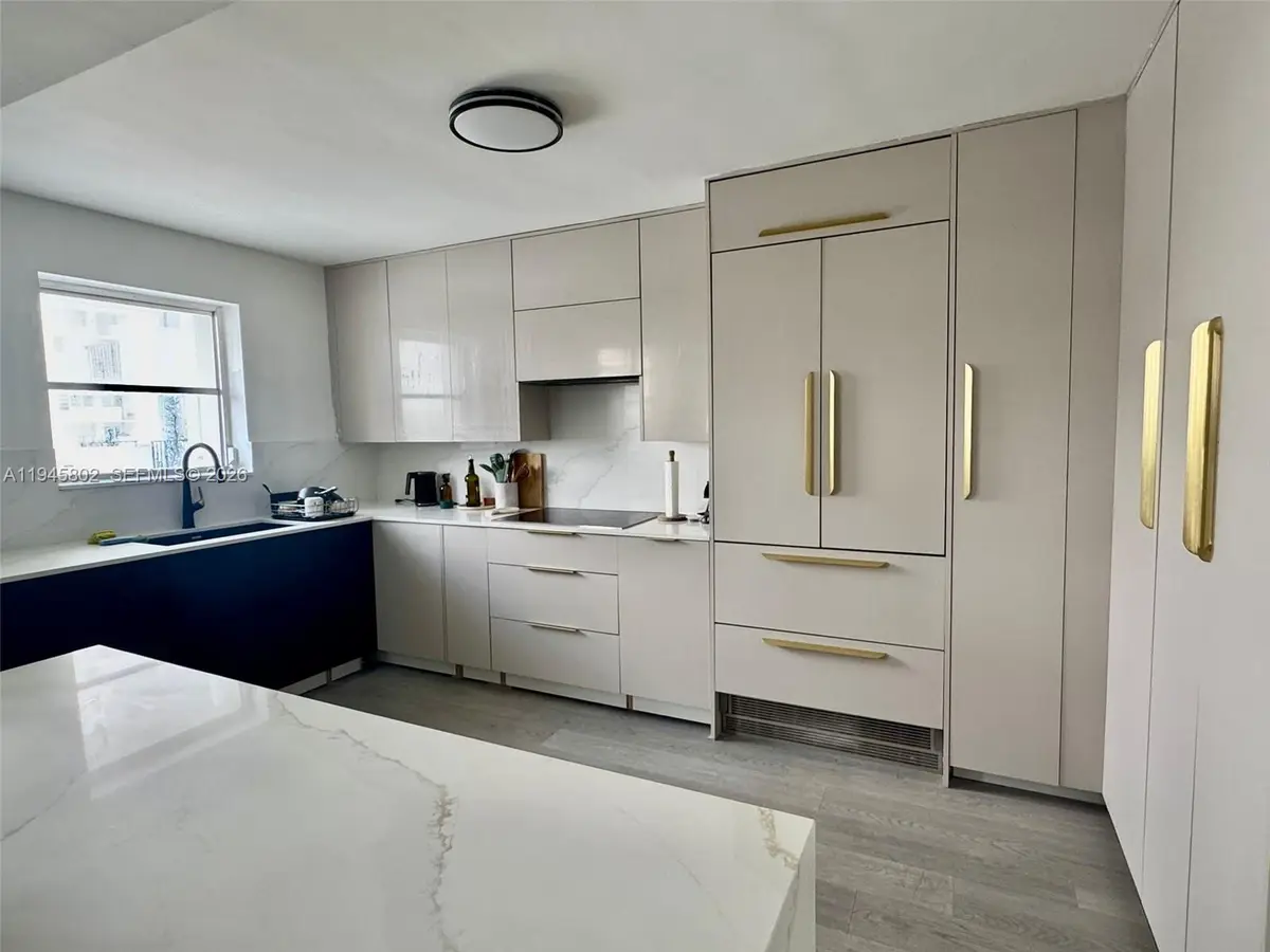 2750 NE 183rd St #705, Aventura, FL 33160 - Image #1