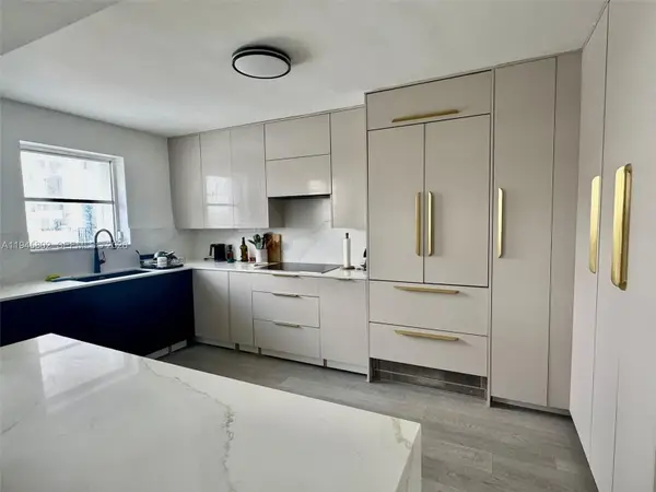 2750 NE 183rd St #705, Aventura, FL 33160