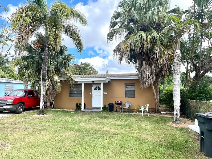 33 NW 8th Ave, Homestead, FL 33030 - Image #3