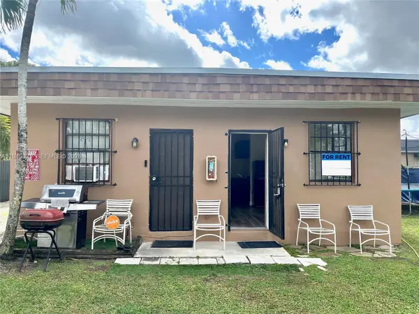 645 NW 1st St, Florida City, FL 33034