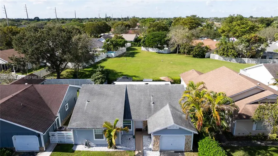 14954 SW 142nd Pl, Miami, FL 33186 - Image #2