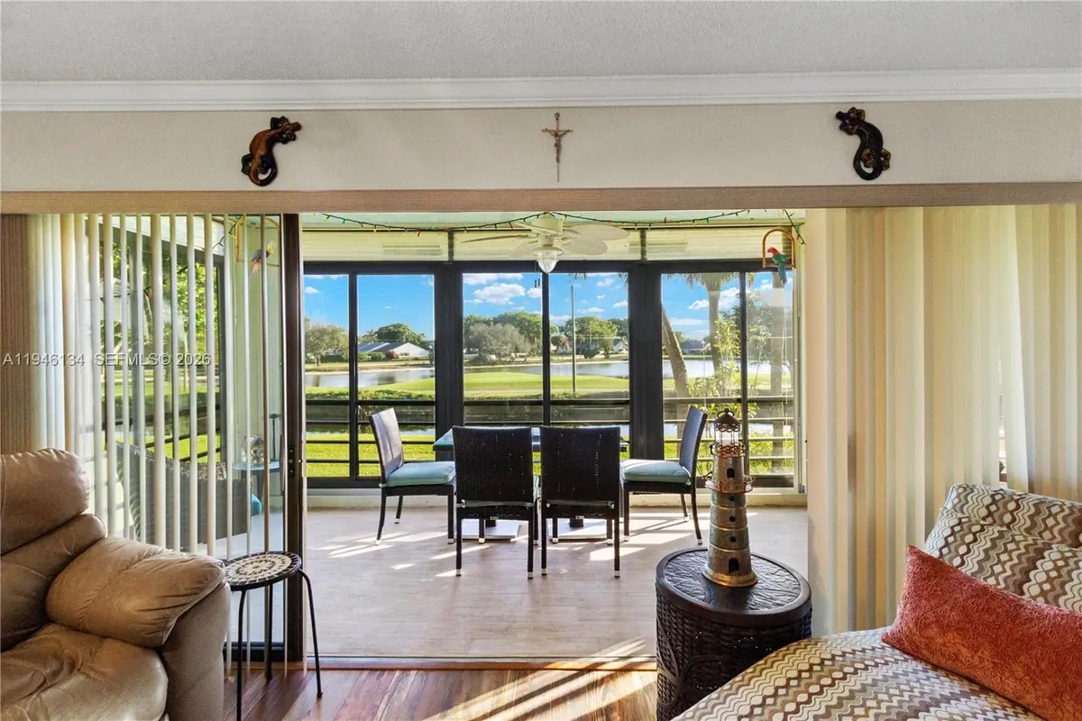 5519 Fairway Park Dr #203, Boynton Beach, FL 33437 - Image #1