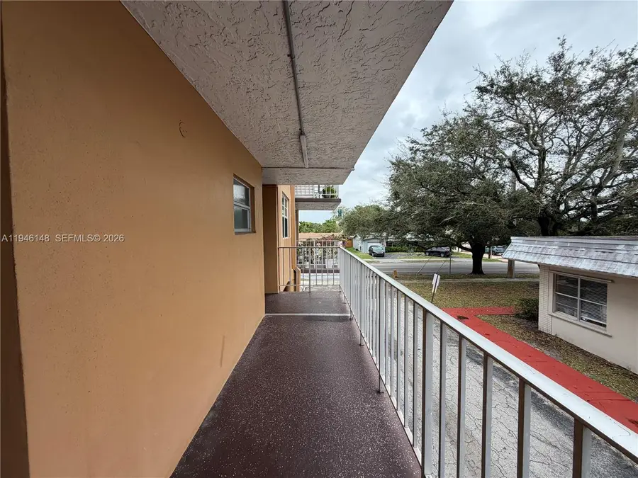 4320 Washington St #214, Hollywood, FL 33021 - Image #2