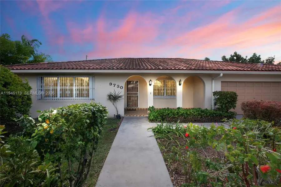 9730 SW 44th St, Miami, FL 33165 - Image #2