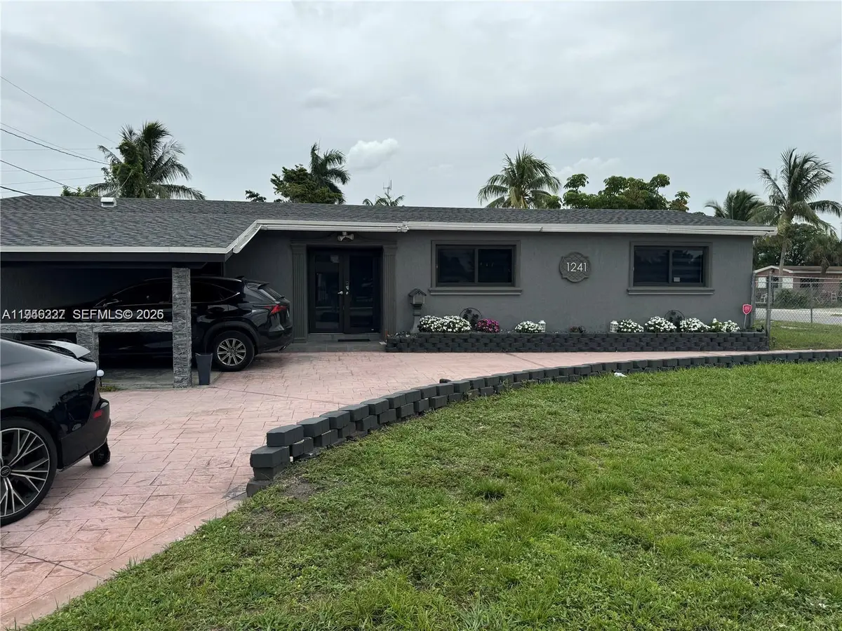 1241 NW 196th St, Miami Gardens, FL 33169 - Image #1