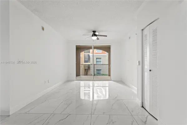 17100 N Bay Rd #1712, Sunny Isles Beach, FL 33160