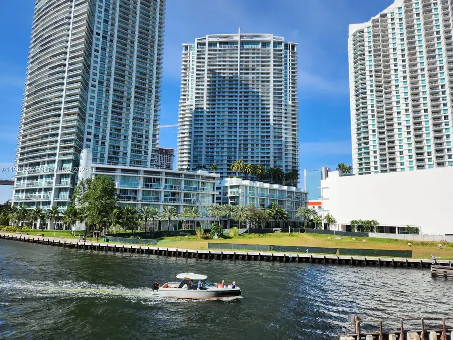 90 SW 3rd St #3706, Miami, FL 33130 - Image #3