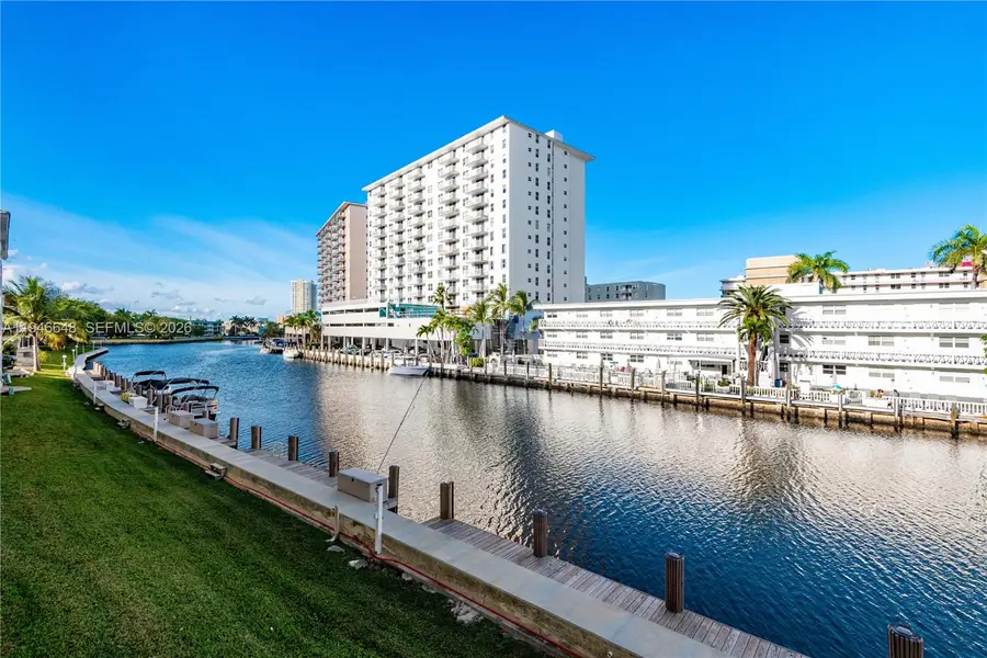 440 Paradise Isle Blvd #209, Hallandale Beach, FL 33009 - Image #3
