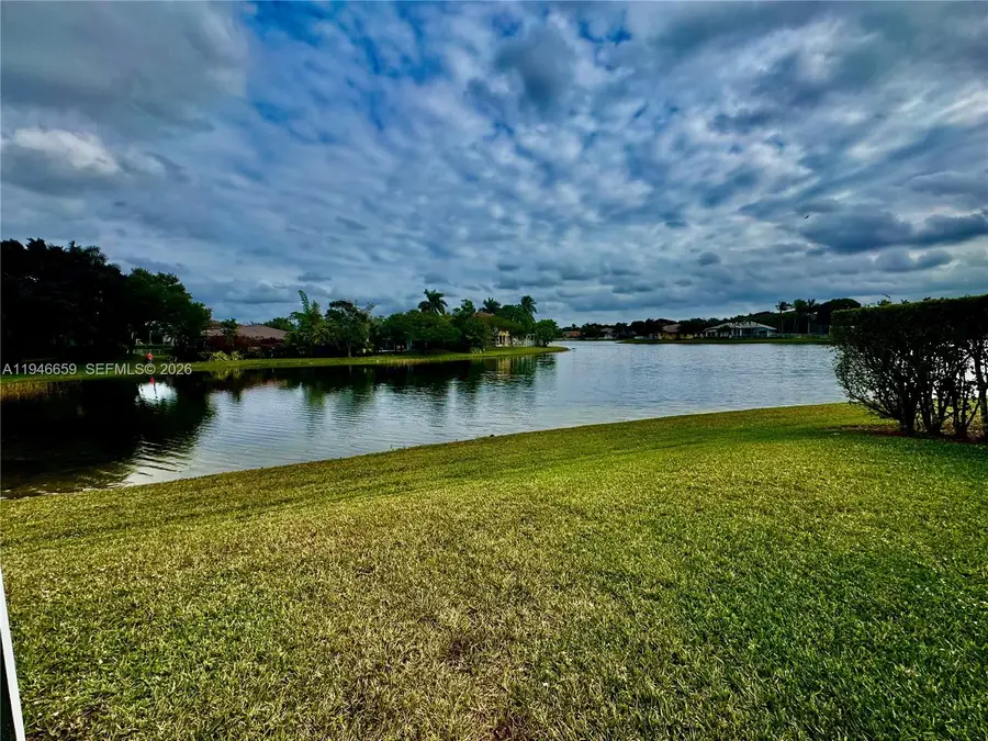 3905 Osprey Ct, Weston, FL 33331 - Image #3