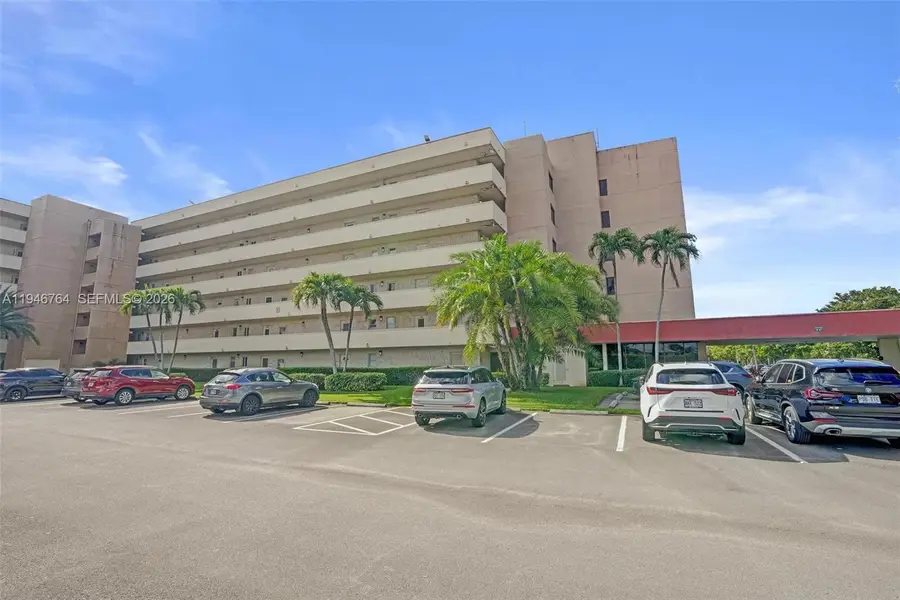 8900 Washington Blvd #PH5, Pembroke Pines, FL 33025 - Image #2