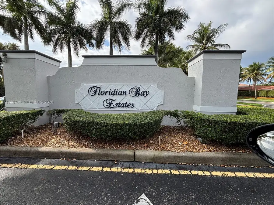 2103 NE 38th Rd, Homestead, FL 33033 - Image #2