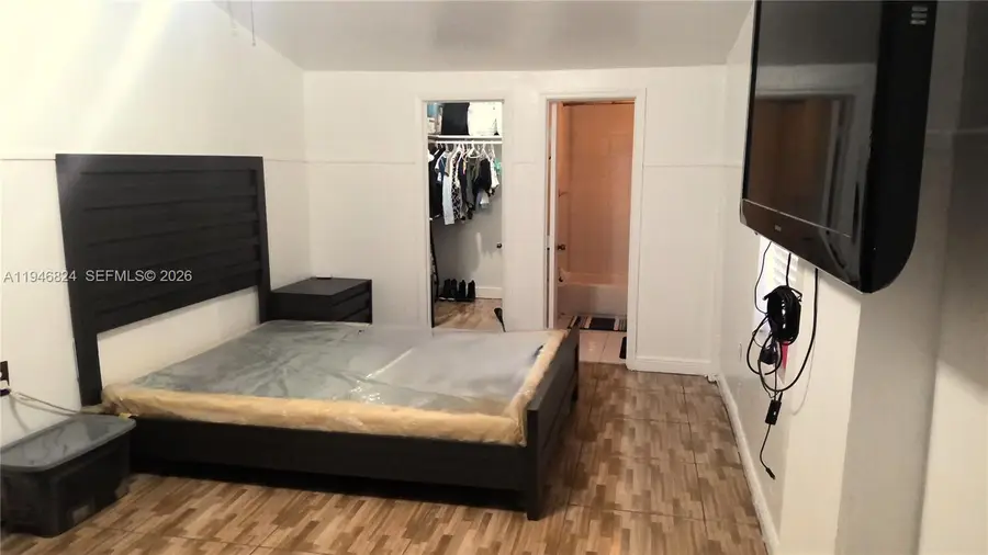 2930 NW 87th Ter, Miami, FL 33147 - Image #3