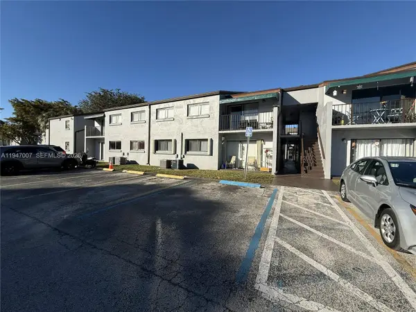 7405 SW 152nd Ave #3-107, Miami, FL 33193