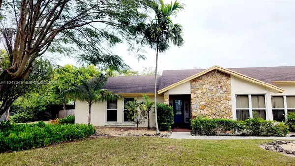 15151 SW 166th St, Miami, FL 33187