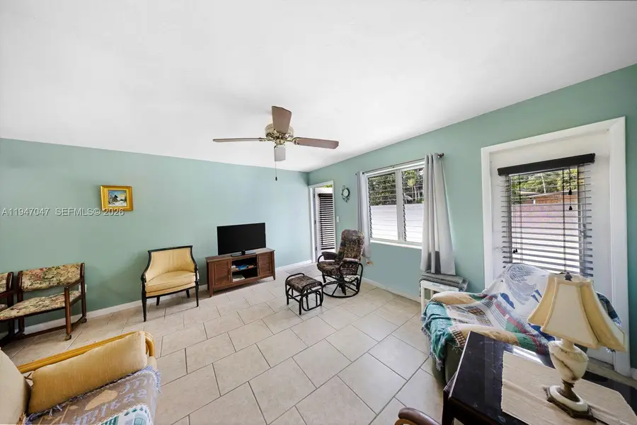 15610 NE 6th Ave #7D, Miami, FL 33162 - Image #3