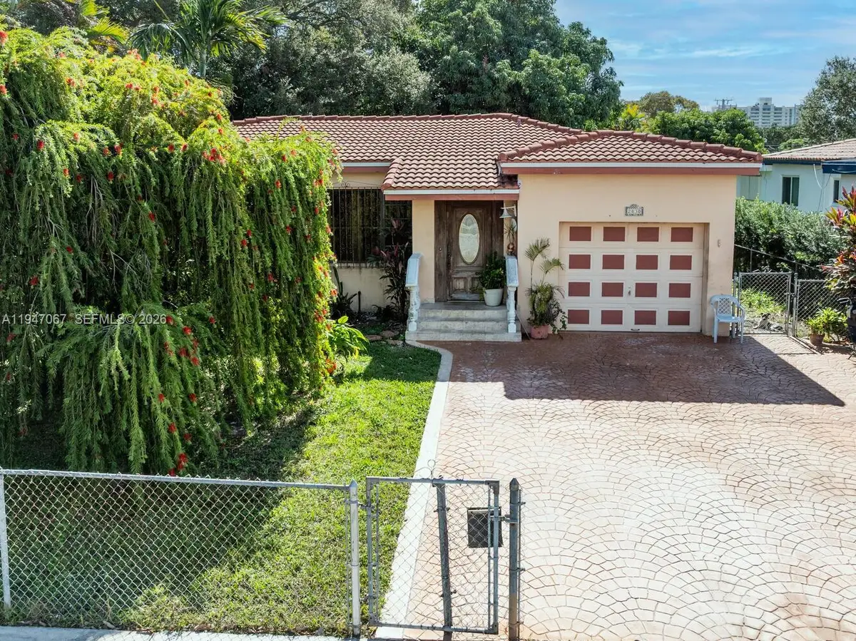 2830 SW 17th St, Miami, FL 33145 - Image #1