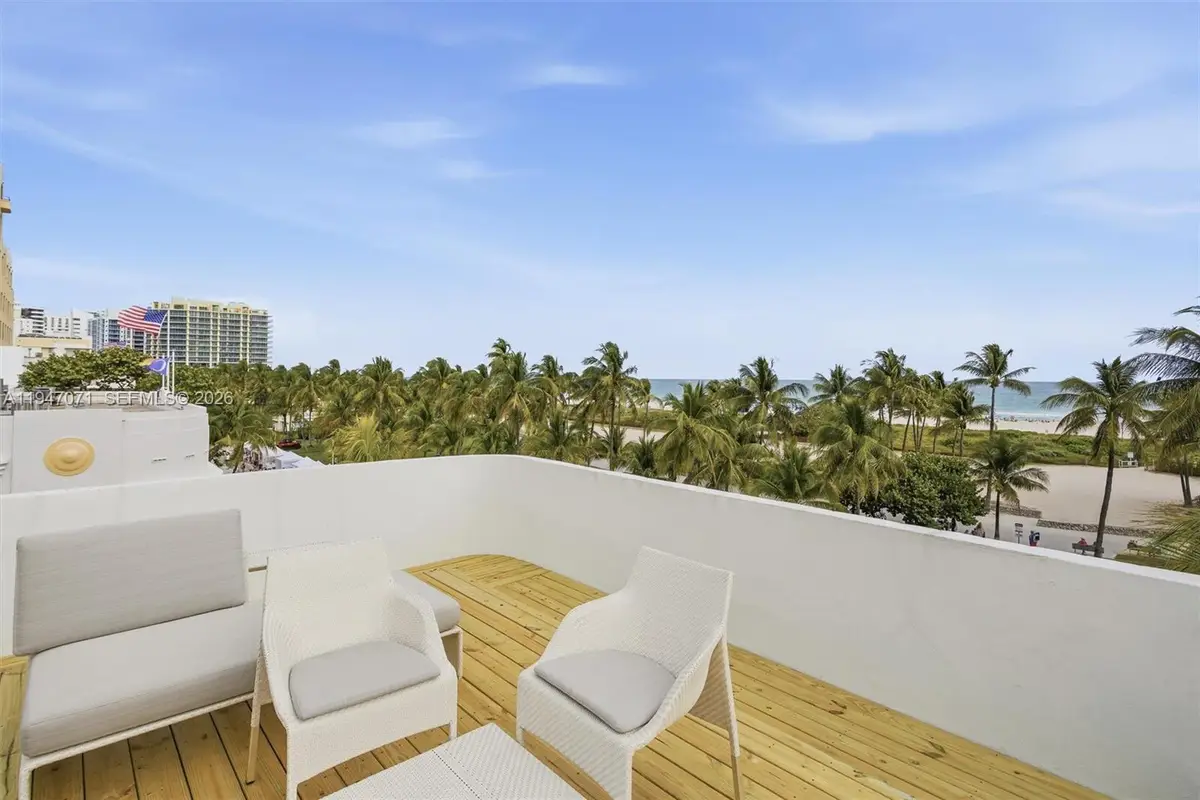 1250 Ocean Dr #PH1, Miami Beach, FL 33139 - Image #1