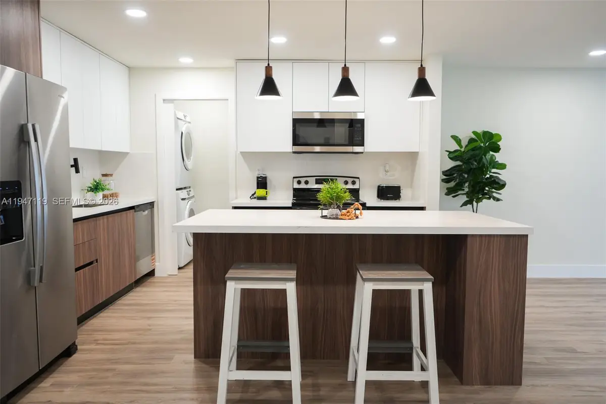 9202 NW 81st Ct, Tamarac, FL 33321 - Image #1