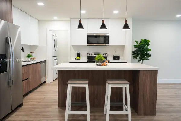 9202 NW 81st Ct, Tamarac, FL 33321