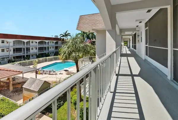 581 Blue Heron Dr #302-B, Hallandale Beach, FL 33009