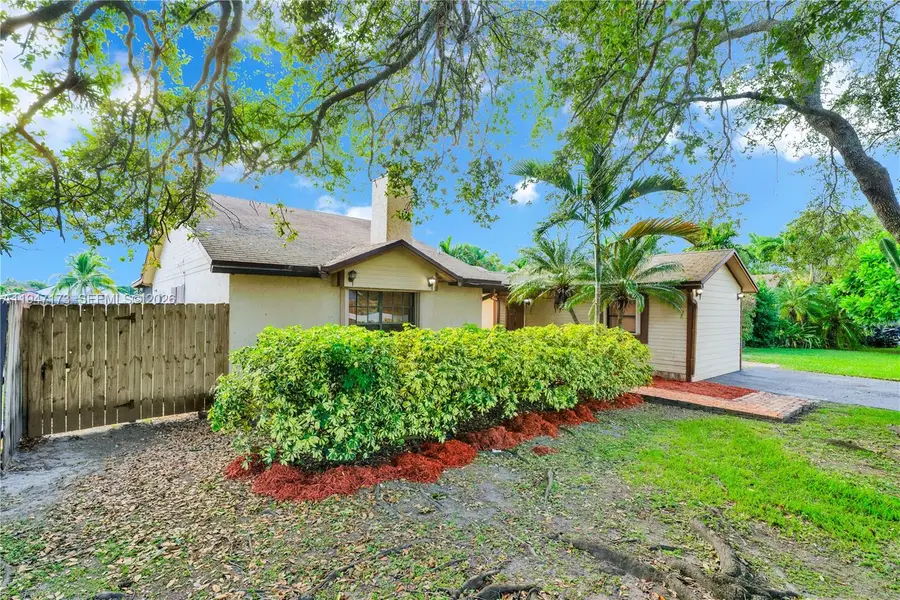 15512 SW 142nd Ct, Miami, FL 33177 - Image #2