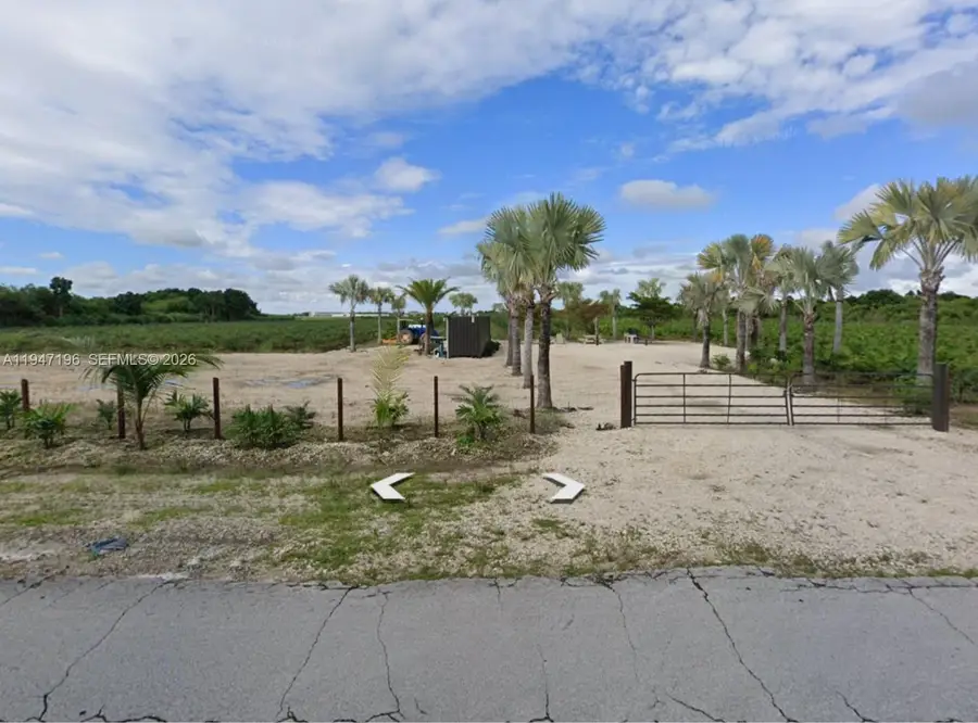 28700 Sw 107 Ave, Princeton Goulds, FL 33033 - Image #2
