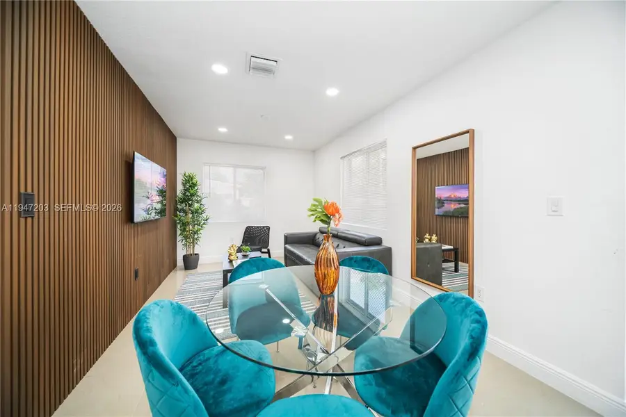 1250 NE 110th St, Miami, FL 33161 - Image #3