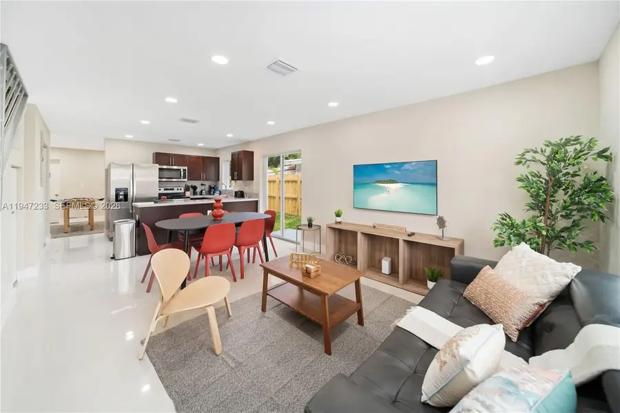 1183 NE 111th St, Miami, FL 33161 - Image #3