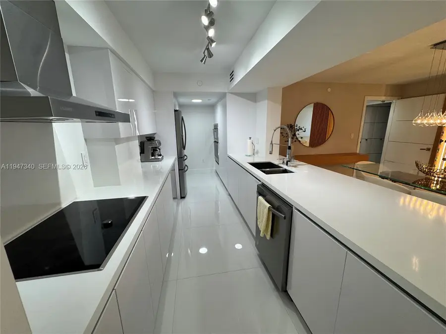 5757 Collins Ave #504, Miami Beach, FL 33140 - Image #3