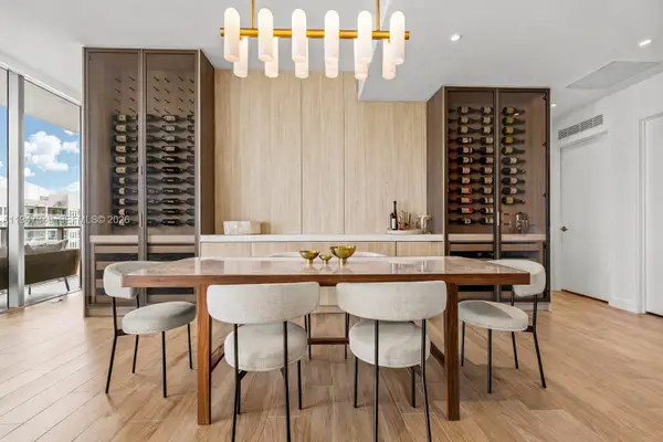 2678 Tigertail Ave #1806, Miami, FL 33133