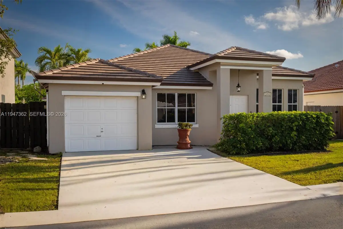 16244 SW 81st St, Miami, FL 33193 - Image #1