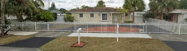 4331 NW 185th St, Miami Gardens, FL 33055