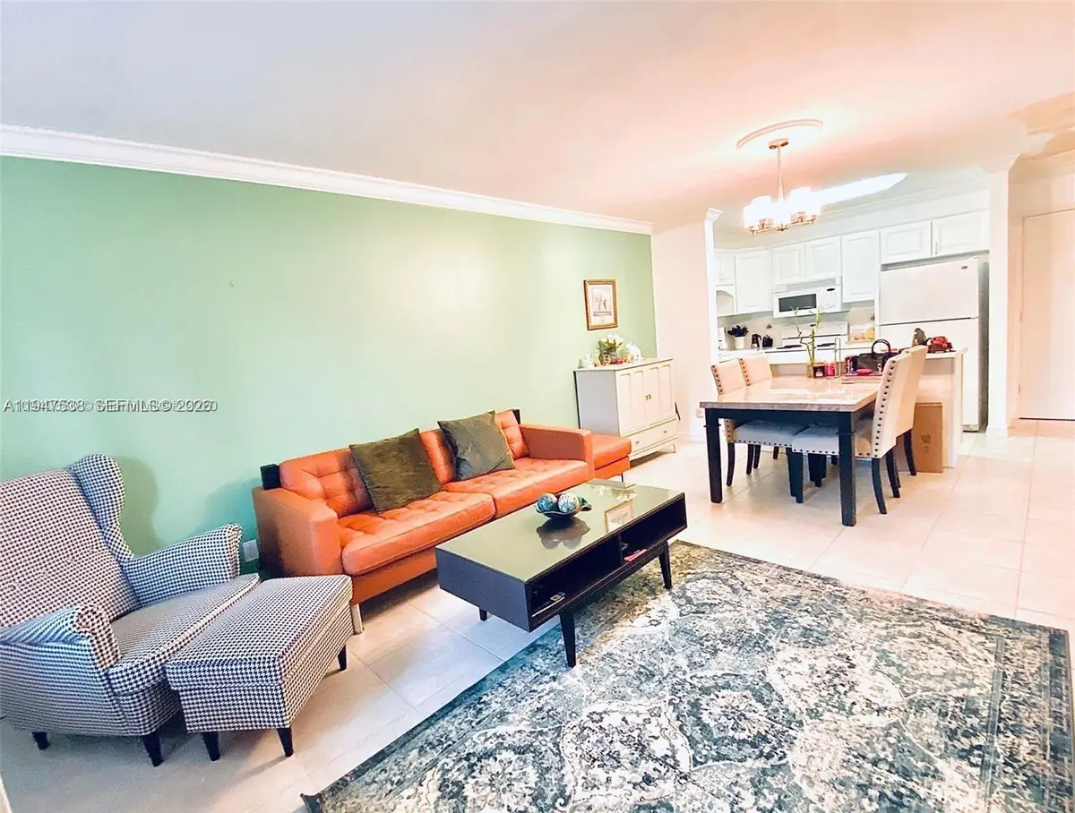 1520 Mckinley St #216E, Hollywood, FL 33020 - #1