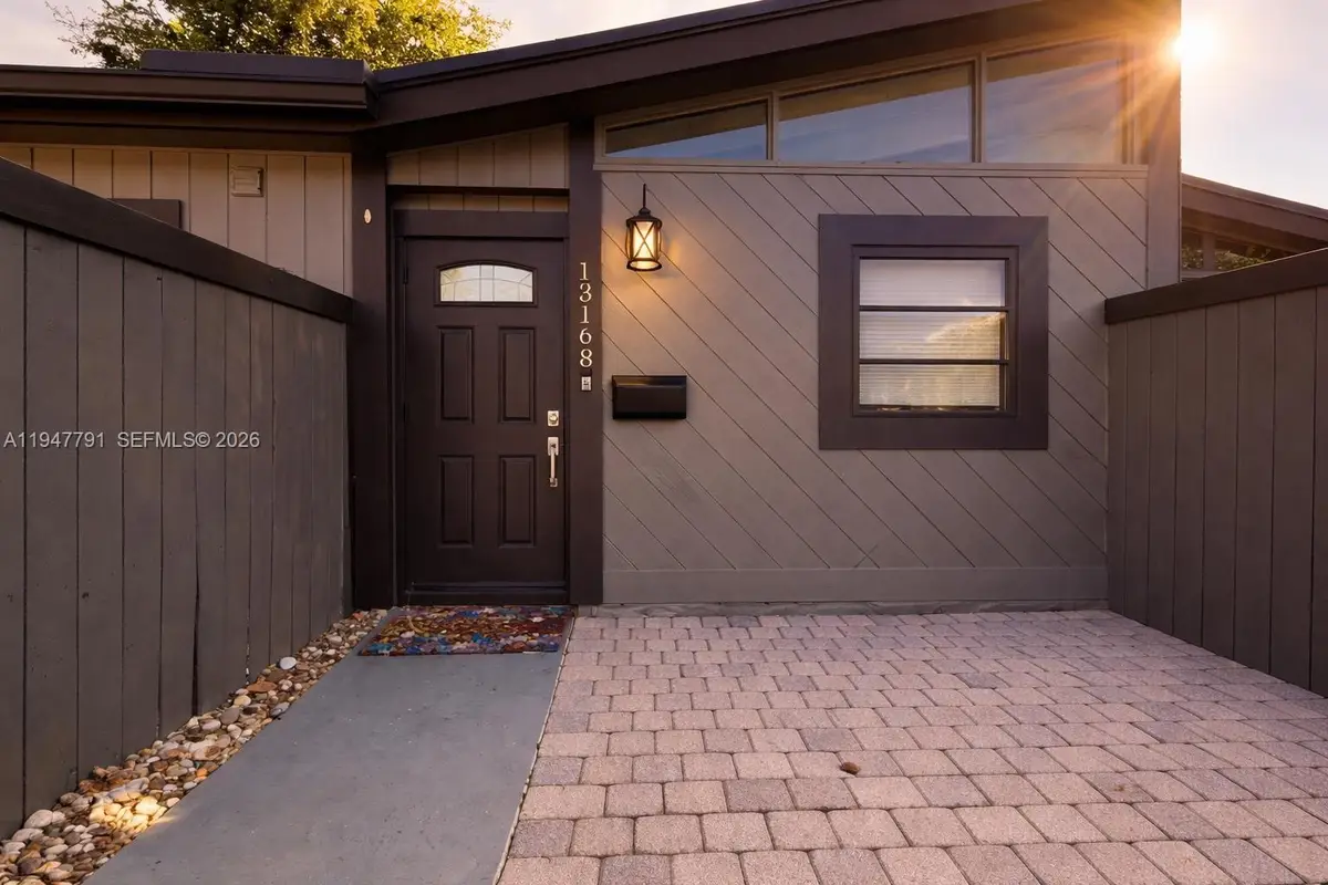 13168 SW 93rd Pl, Miami, FL 33176 - Image #1