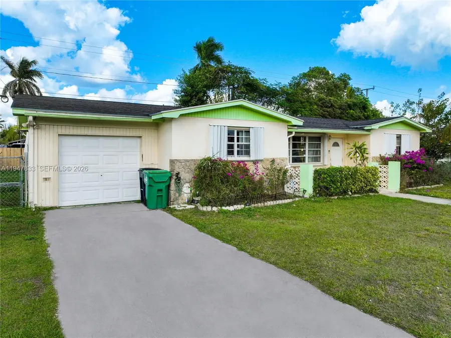 15621 SW 298th Ter, Homestead, FL 33033 - Image #3